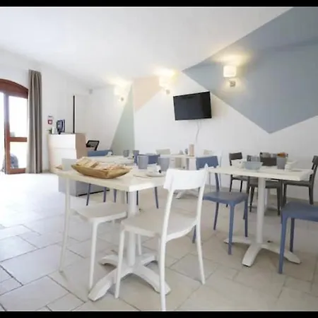 Panzió Torre Sibissi Bari 3*