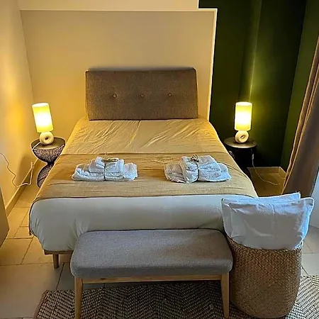 Torre Sibissi Bari Bed and breakfast 3*
