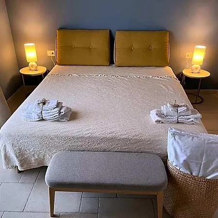 Bed and breakfast Torre Sibissi Bari 3*